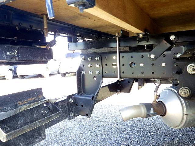 三菱ふそうキャンター平ボディ小型（2t・3t）[写真25]