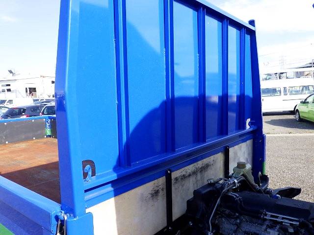 三菱ふそうキャンター平ボディ小型（2t・3t）[写真29]