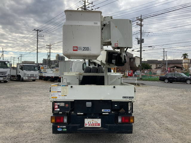 いすゞエルフ高所作業車小型（2t・3t）[写真10]