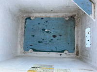 いすゞエルフ高所作業車小型（2t・3t）[写真21]