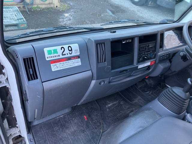 いすゞエルフ高所作業車小型（2t・3t）[写真32]