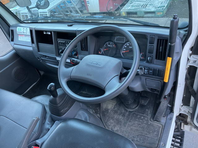 いすゞエルフ高所作業車小型（2t・3t）[写真33]