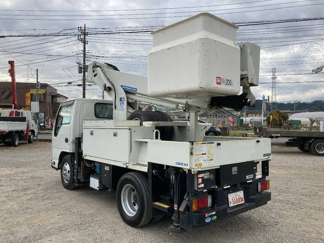 いすゞエルフ高所作業車小型（2t・3t）[写真04]