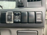 マツダタイタン平ボディ小型（2t・3t）[写真34]