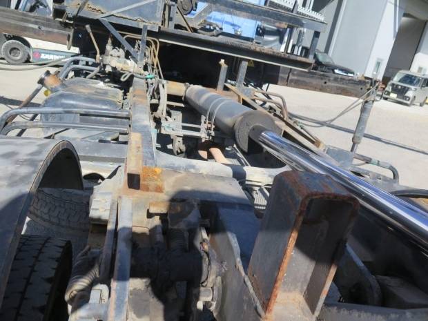 UDトラックスコンドルコンテナ専用車増トン（6t・8t）[写真19]