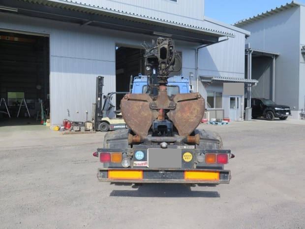 UDトラックスコンドルコンテナ専用車増トン（6t・8t）[写真08]