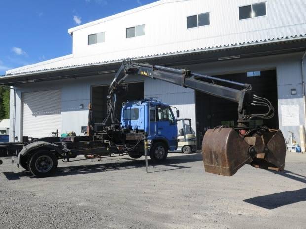 UDトラックスコンドルコンテナ専用車増トン（6t・8t）[写真09]