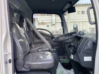 いすゞエルフ移動販売車小型（2t・3t）[写真33]