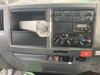 いすゞエルフ移動販売車小型（2t・3t）[写真38]