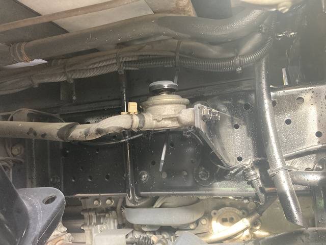 いすゞエルフ移動販売車小型（2t・3t）[写真07]