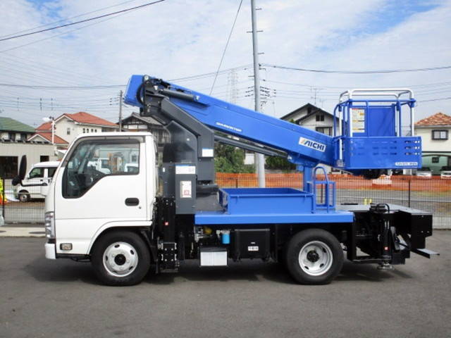 いすゞエルフ高所作業車小型（2t・3t）[写真06]