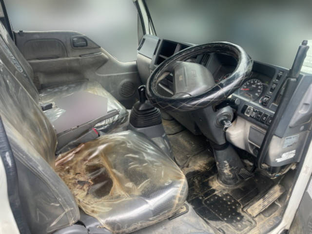 いすゞエルフダンプ小型（2t・3t）[写真23]