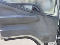 三菱ふそうキャンターダンプ小型（2t・3t）[写真26]