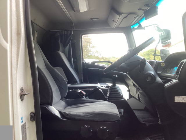 日野レンジャー冷凍車（冷蔵車）増トン（6t・8t）[写真31]