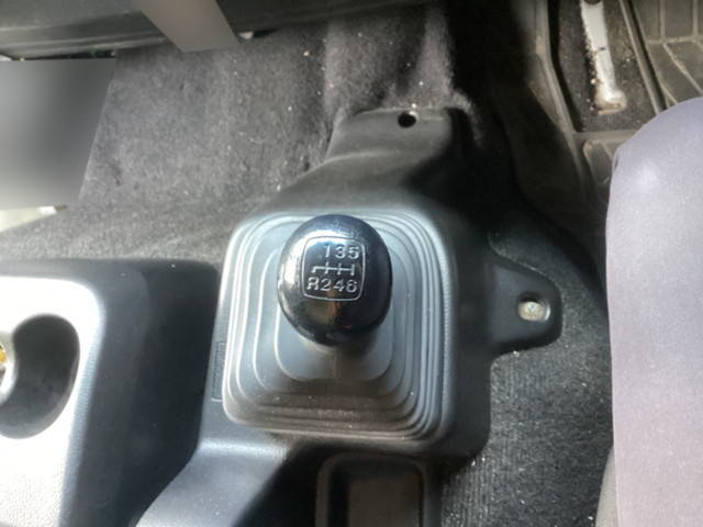 日野レンジャー冷凍車（冷蔵車）増トン（6t・8t）[写真37]