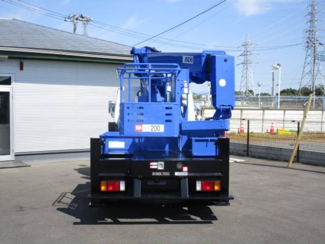 いすゞエルフ高所作業車小型（2t・3t）[写真08]