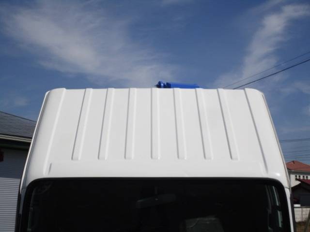 いすゞエルフ高所作業車小型（2t・3t）[写真09]