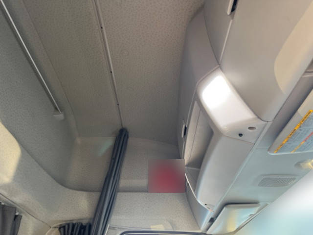 いすゞギガトレーラーヘッド（トラクターヘッド）大型（10t）[写真27]