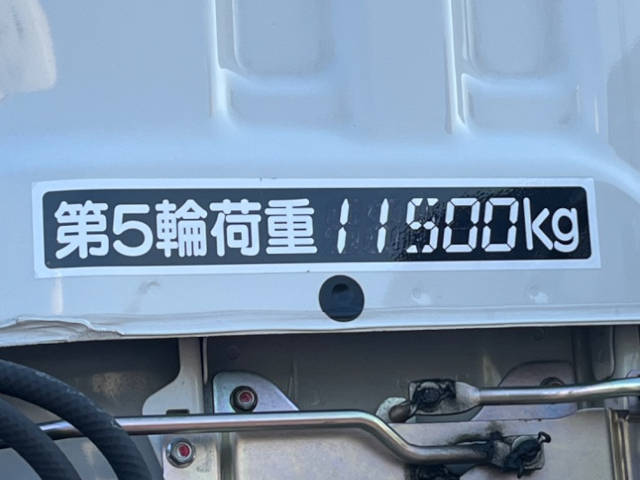 いすゞギガトレーラーヘッド（トラクターヘッド）大型（10t）[写真05]