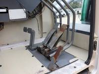 三菱ふそうファイタートラッククレーン中型（4t）[写真16]