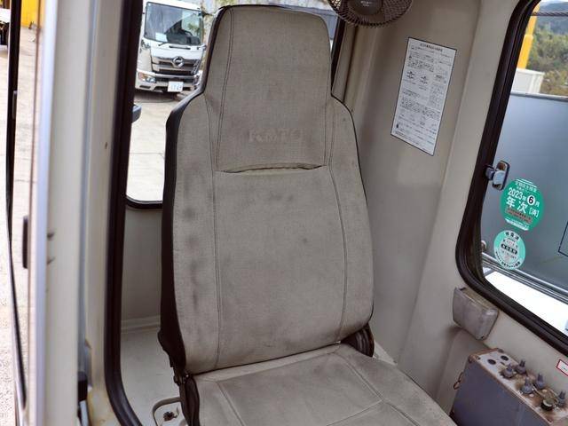 三菱ふそうファイタートラッククレーン中型（4t）[写真18]