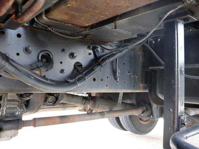 三菱ふそうファイタートラッククレーン中型（4t）[写真27]