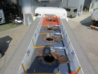 日産クオンタンク車（タンクローリー）大型（10t）[写真11]