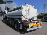 日産クオンタンク車（タンクローリー）大型（10t）[写真02]