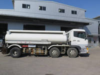 日産クオンタンク車（タンクローリー）大型（10t）[写真05]