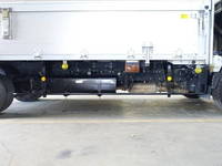 三菱ふそうキャンターアルミウイング小型（2t・3t）[写真29]