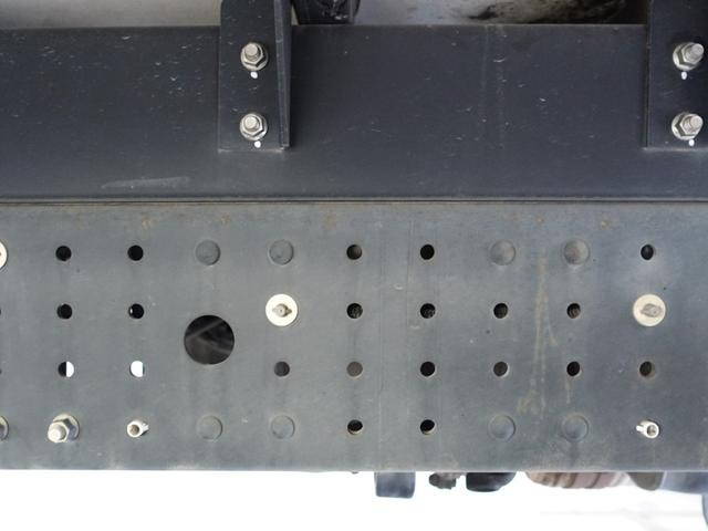 三菱ふそうキャンターアルミウイング小型（2t・3t）[写真30]