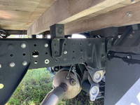 三菱ふそうキャンターガッツ平ボディ小型（2t・3t）[写真11]