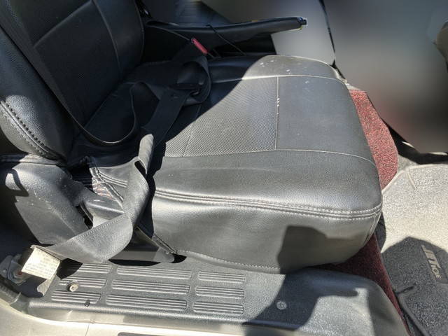 三菱ふそうキャンターガッツ平ボディ小型（2t・3t）[写真19]