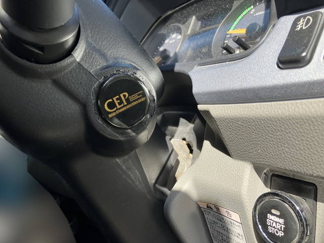 三菱ふそうキャンターガッツ平ボディ小型（2t・3t）[写真25]