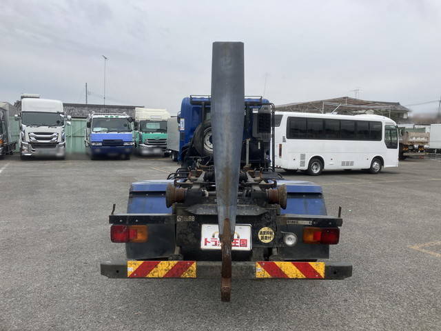 日野レンジャーコンテナ専用車増トン（6t・8t）[写真11]