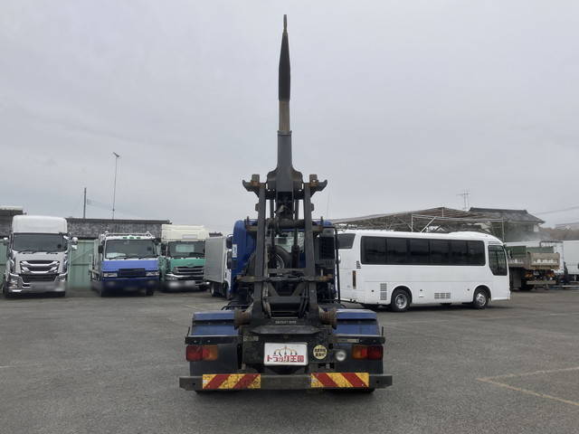 日野レンジャーコンテナ専用車増トン（6t・8t）[写真12]