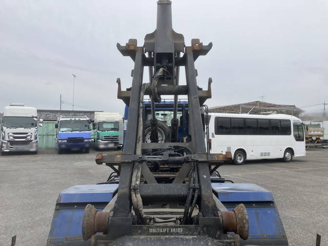 日野レンジャーコンテナ専用車増トン（6t・8t）[写真13]