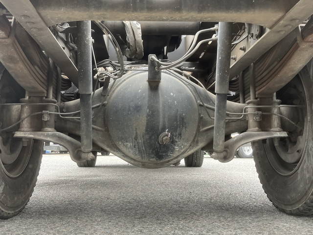 日野レンジャーコンテナ専用車増トン（6t・8t）[写真23]