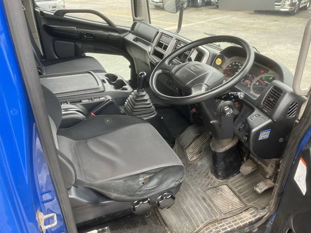 日野レンジャーコンテナ専用車増トン（6t・8t）[写真31]