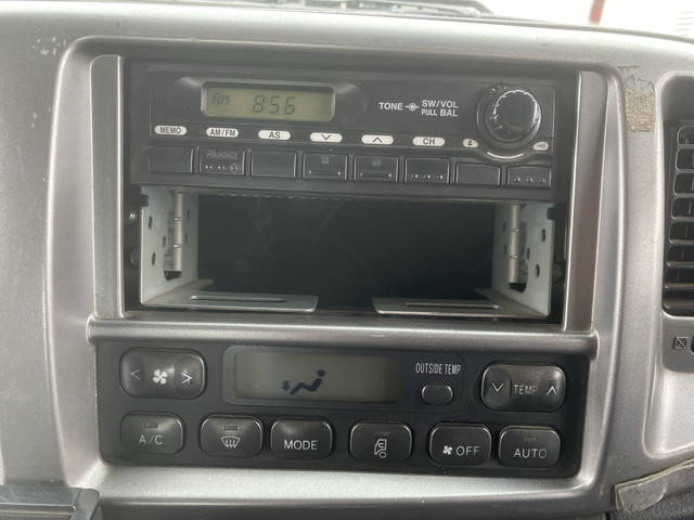 日野レンジャーコンテナ専用車増トン（6t・8t）[写真35]