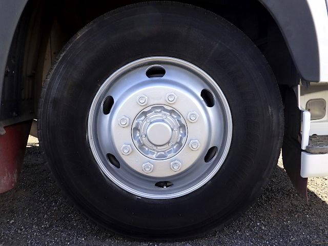 日野プロフィアアルミブロック大型（10t）[写真24]