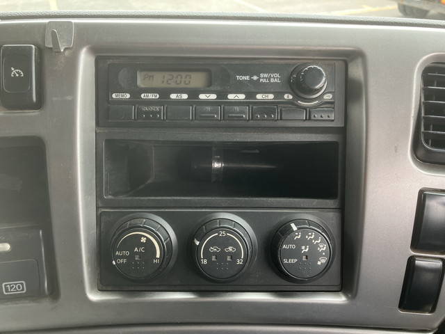 UDトラックスクオンスクラップ運搬車大型（10t）[写真35]