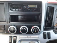 三菱ふそうキャンターセーフティローダー小型（2t・3t）[写真31]