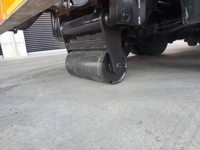 三菱ふそうファイターコンテナ専用車増トン（6t・8t）[写真10]