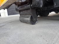 三菱ふそうファイターコンテナ専用車増トン（6t・8t）[写真10]