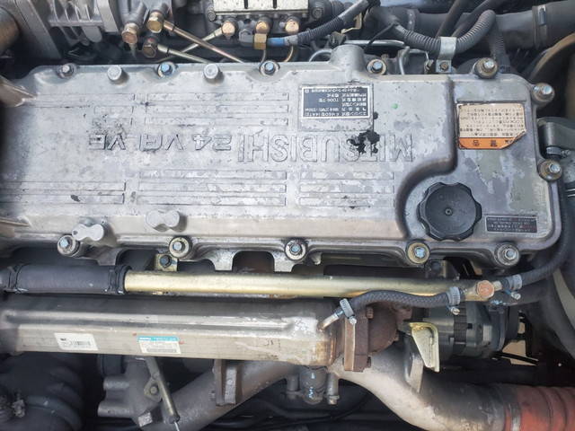 三菱ふそうファイターコンテナ専用車増トン（6t・8t）[写真13]