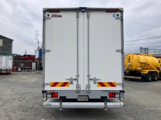 日野レンジャーアルミウイング中型（4t）[写真10]