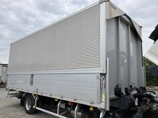 日野レンジャーアルミウイング中型（4t）[写真28]