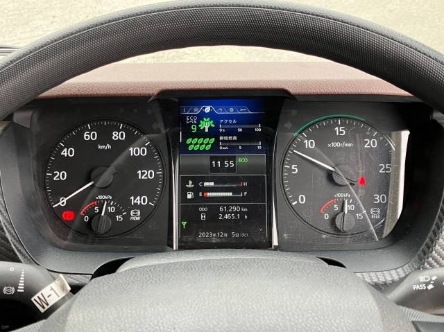 日野レンジャーアルミウイング中型（4t）[写真38]