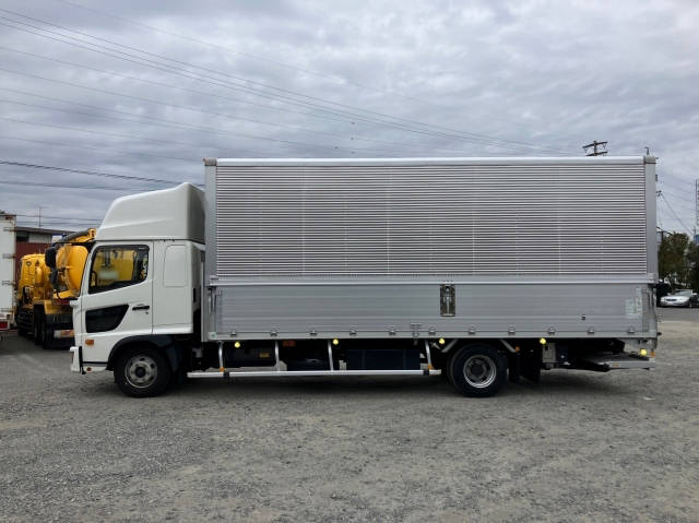 日野レンジャーアルミウイング中型（4t）[写真07]